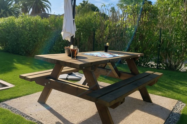 Picnic Table